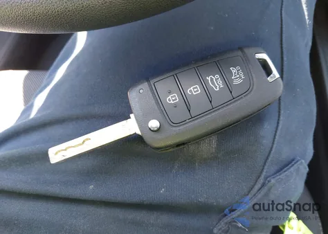 2025 Hyundai Elantra Se z USA, uszkodzony, nr VIN KMHLL4DG0SU864024